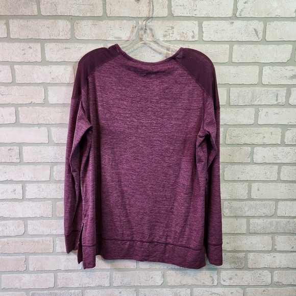 Reebok Womens Purple Work Out Gym Long Sleeve Net Shoulder Design Shirt XL - Picture 10 of 10